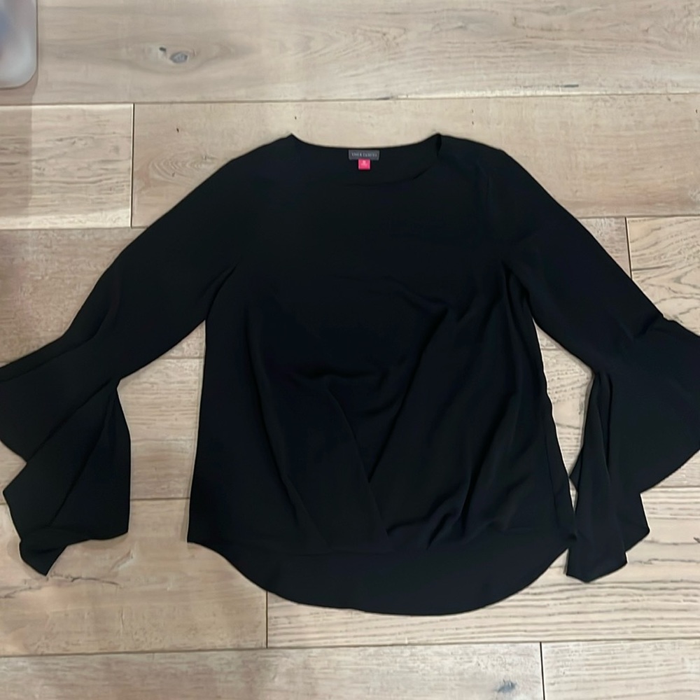 Vince Camuto Shirt Size XS Worn Twice